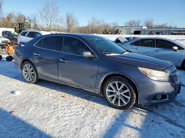 1G11H5SA0DF215762 - 2013 CHEVROLET MALIBU LTZ 蓝色 照片 4