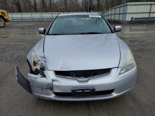 1HGCM568X4A103133 - 2004 HONDA ACCORD EX SILVER photo 5