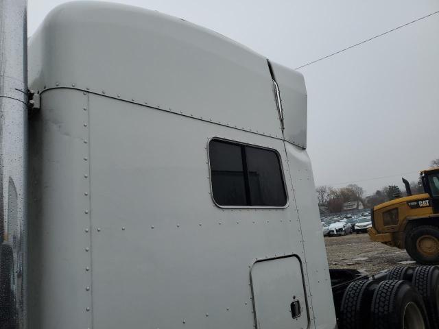 1XP5DB9X9YD522974 - 2000 PETERBILT 379 WHITE photo 9