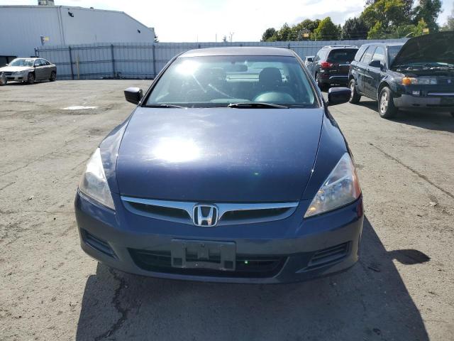 1HGCM56396A016346 - 2006 HONDA ACCORD SE BLUE photo 5