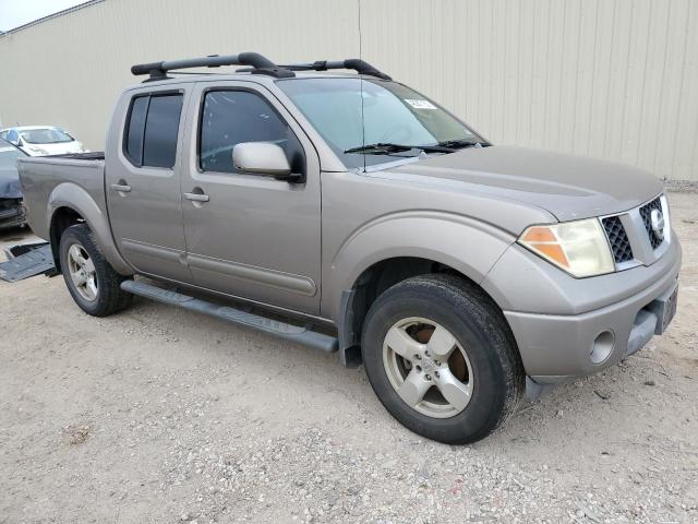 1N6AD07U36C474255 - 2006 NISSAN FRONTIER CREW CAB LE TAN photo 4