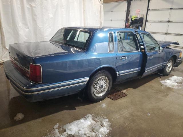 1LNLM81W9PY761085 - 1993 LINCOLN TOWN CAR EXECUTIVE Blau Foto 3