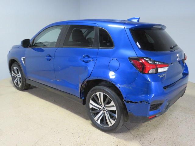 JA4APVAU8MU010217 - 2021 MITSUBISHI OUTLANDER SE BLUE photo 4