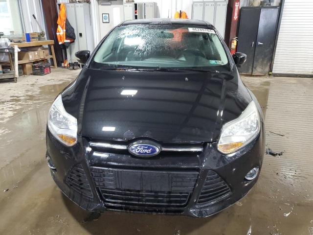 1FADP3K29EL411289 - 2014 FORD FOCUS SE BLACK photo 5