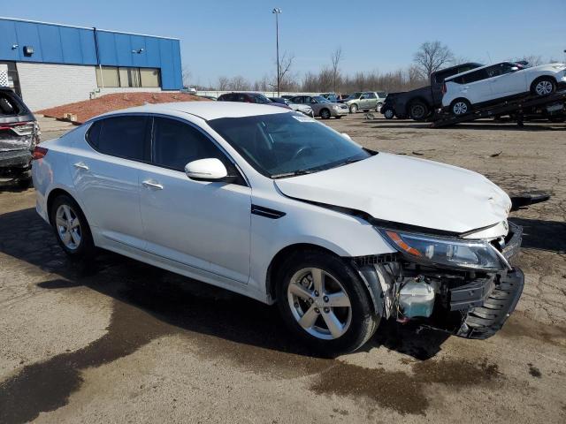 KNAGM4A71F5594161 - 2015 KIA OPTIMA LX WHITE photo 4