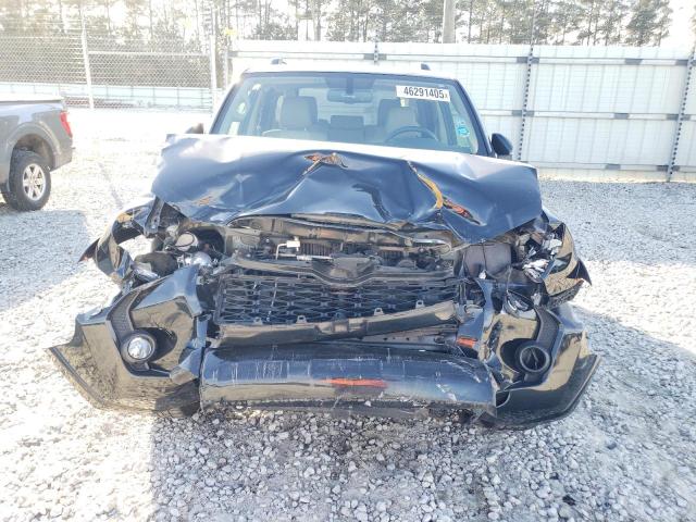 JTEZU5JR2K5208596 - 2019 TOYOTA 4RUNNER SR5 Սև լուսանկար 5