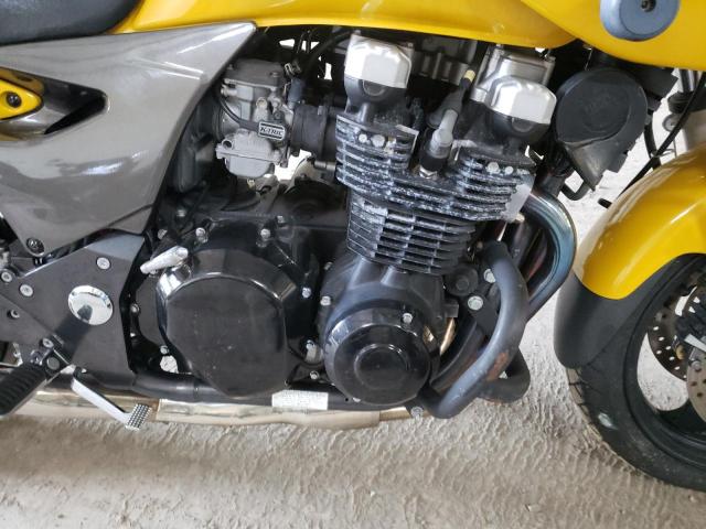 JKAZRDH143A010010 - 2003 KAWASAKI ZR750 G YELLOW photo 7