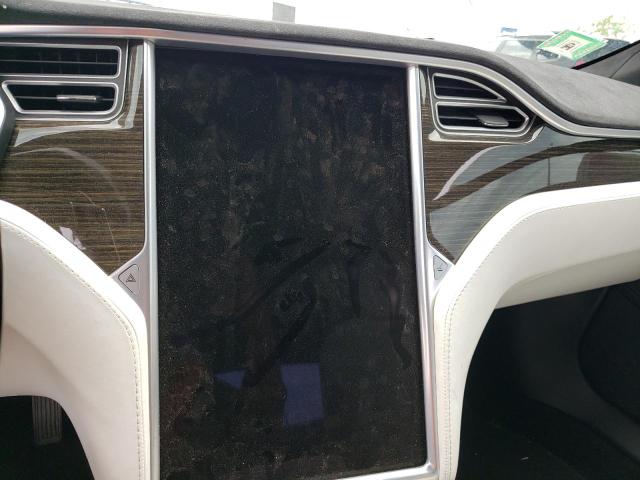 5YJSA1E25GF174339 - 2016 TESLA MODEL S Сріблястий фото 9