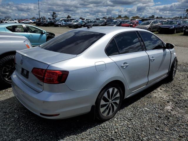 3VW637AJ2FM407564 - 2015 VOLKSWAGEN JETTA HYBRID SILVER photo 3