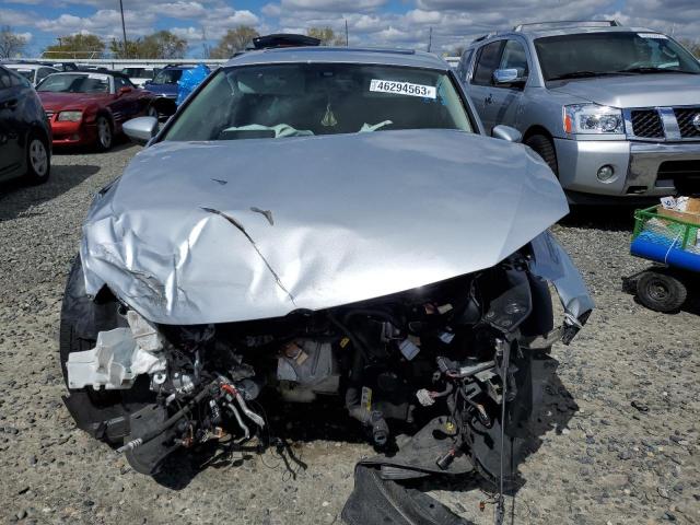 3VW637AJ2FM407564 - 2015 VOLKSWAGEN JETTA HYBRID SILVER photo 5