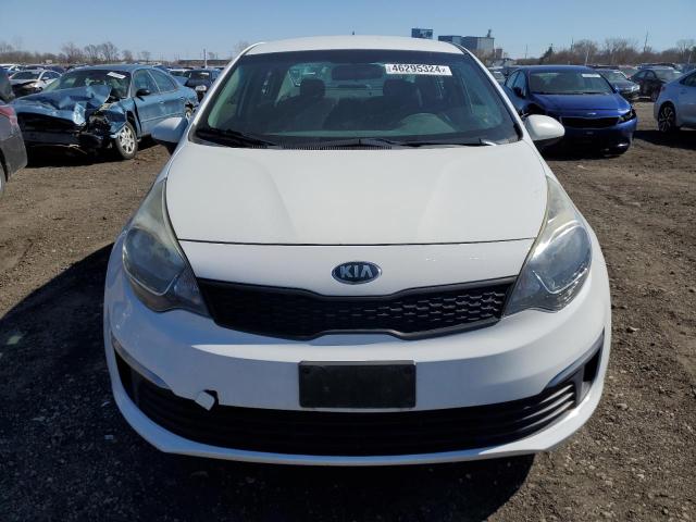 KNADM4A38G6578616 - 2016 KIA RIO LX WHITE photo 5