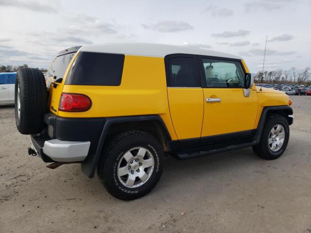 JTEBU11F670022578 - 2007 TOYOTA FJ CRUISER YELLOW photo 3