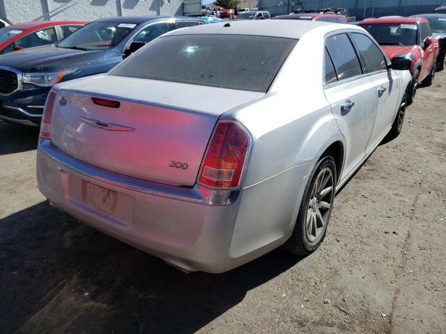 2C3CCACG3CH309985 - 2012 CHRYSLER 300 LIMITED SILVER photo 3