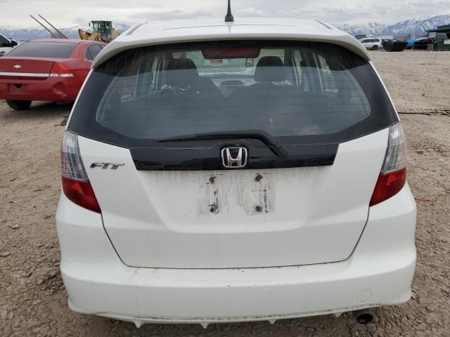 JHMGE8H40AC038476 - 2010 HONDA FIT SPORT WHITE photo 6