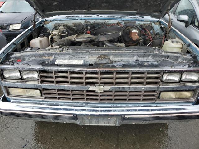 1GNGR26N8KF179902 - 1989 CHEVROLET SUBURBAN R2500 SILVER photo 11