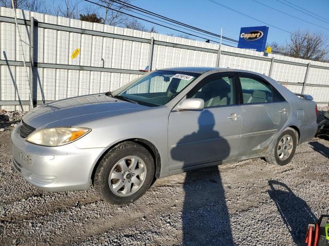 4T1BE32K52U064729 - 2002 TOYOTA CAMRY LE SILVER photo 1