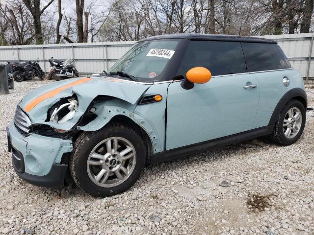 2013 MINI COOPER, 