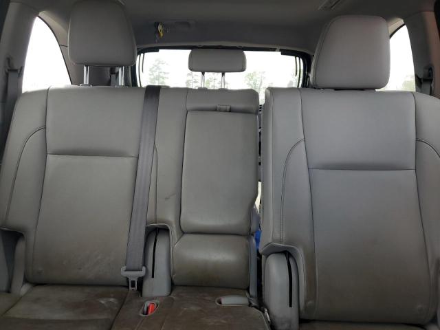 5TDKKRFH7GS150943 - 2016 TOYOTA HIGHLANDER XLE SILVER photo 10