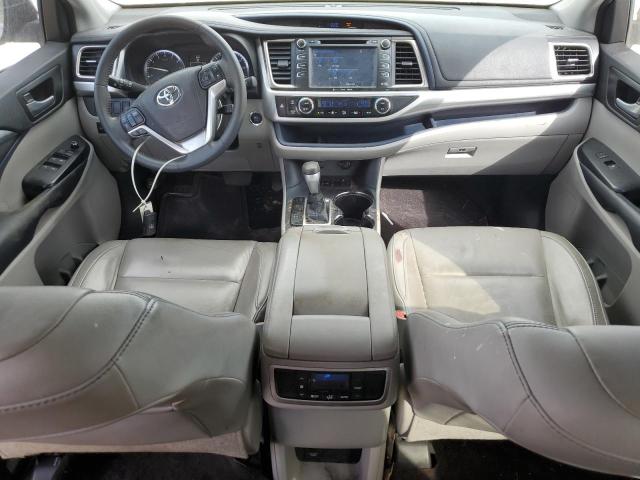 5TDKKRFH7GS150943 - 2016 TOYOTA HIGHLANDER XLE SILVER photo 8