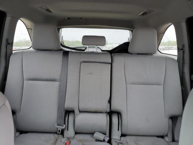 5TDZARFH5KS055064 - 2019 TOYOTA HIGHLANDER LE GRAY photo 10