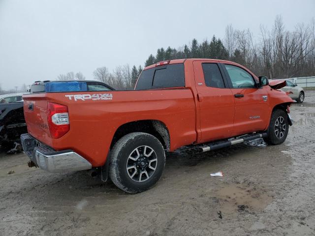 5TFUY5F18JX726902 - 2018 TOYOTA TUNDRA DOUBLE CAB SR/SR5 ORANGE photo 3