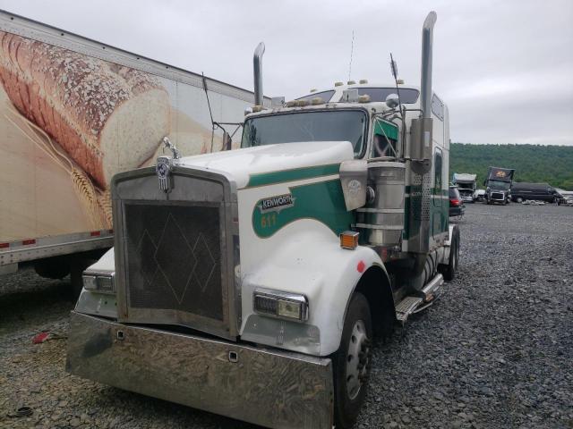 1XKWDB9X57J147899 - 2007 KENWORTH CONSTRUCTI W900 WHITE photo 2