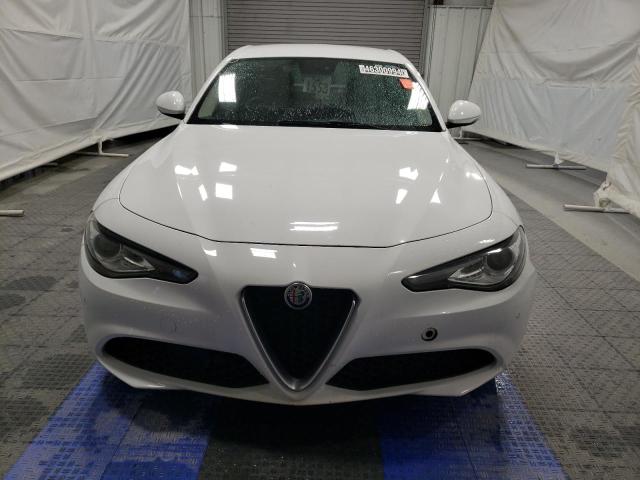 ZARFAECN5H7536091 - 2017 ALFA ROMEO GIULIA TI WHITE photo 5