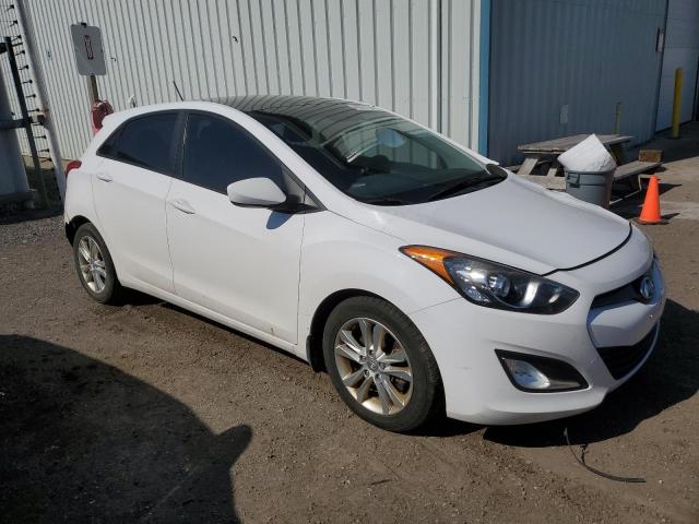 KMHD35LEXDU129452 - 2013 HYUNDAI ELANTRA GT WHITE photo 4