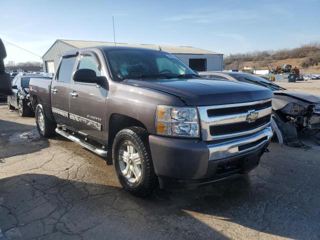 3GCRKSE3XAG156849 - 2010 CHEVROLET SILVERADO K1500 LT GRAY photo 4