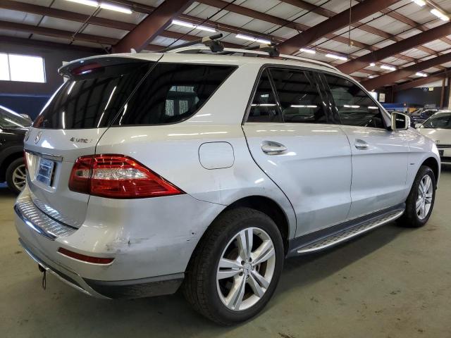 4JGDA5HB7CA044427 - 2012 MERCEDES-BENZ ML 350 4MATIC SILVER photo 3