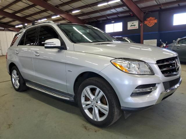 4JGDA5HB7CA044427 - 2012 MERCEDES-BENZ ML 350 4MATIC SILVER photo 4