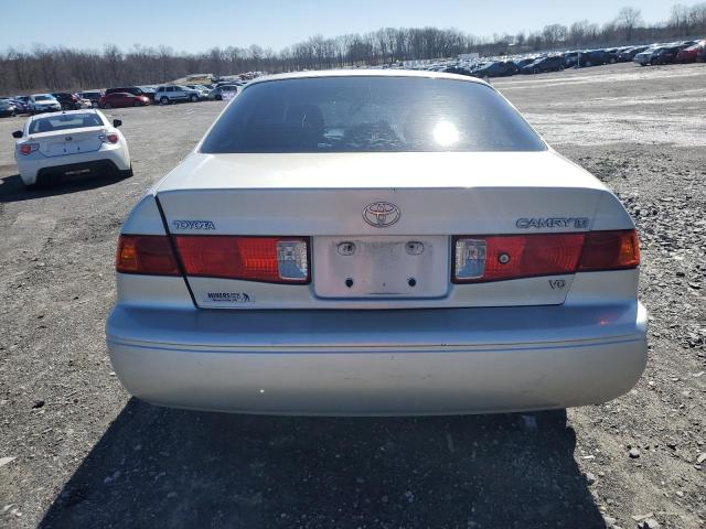 4T1BF22K8YU096767 - 2000 TOYOTA CAMRY LE SILVER photo 6