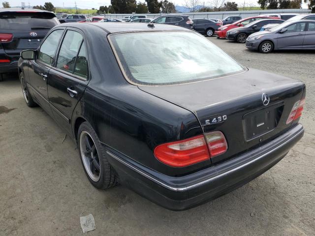 WDBJF70JXYB067756 - 2000 MERCEDES-BENZ E 430 BLACK photo 2