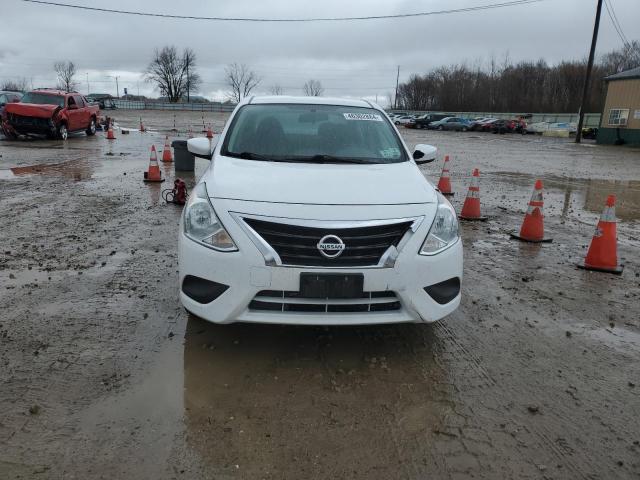 3N1CN7AP0GL907334 - 2016 NISSAN VERSA S WHITE photo 5