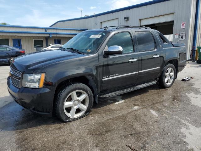 3GNTKGE70DG236937 - 2013 CHEVROLET AVALANCHE LTZ BLACK photo 1