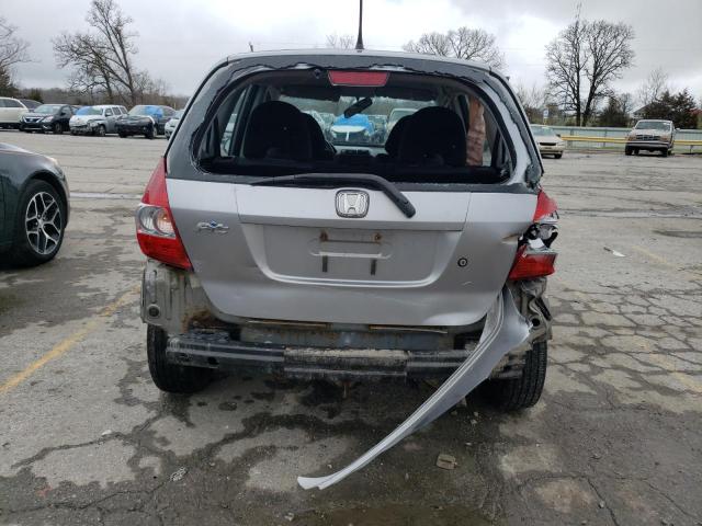 JHMGD38467S043637 - 2007 HONDA FIT SILVER photo 6