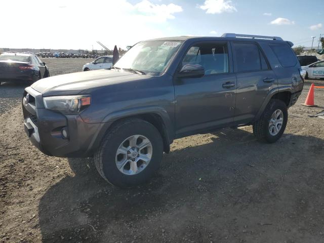 JTEZU5JR0F5090375 - 2015 TOYOTA 4RUNNER SR5 GRAY photo 1