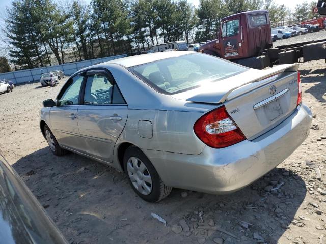 4T1BE32K94U878031 - 2004 TOYOTA CAMRY LE SILVER photo 2