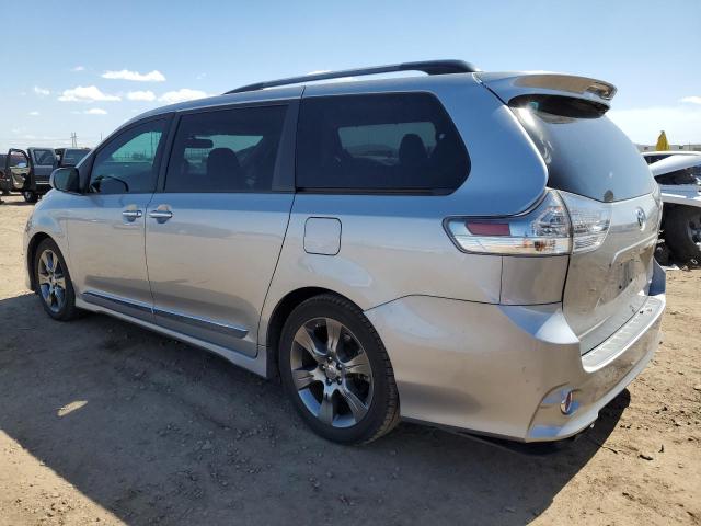 5TDXK3DC6GS748113 - 2016 TOYOTA SIENNA SE SILVER photo 2