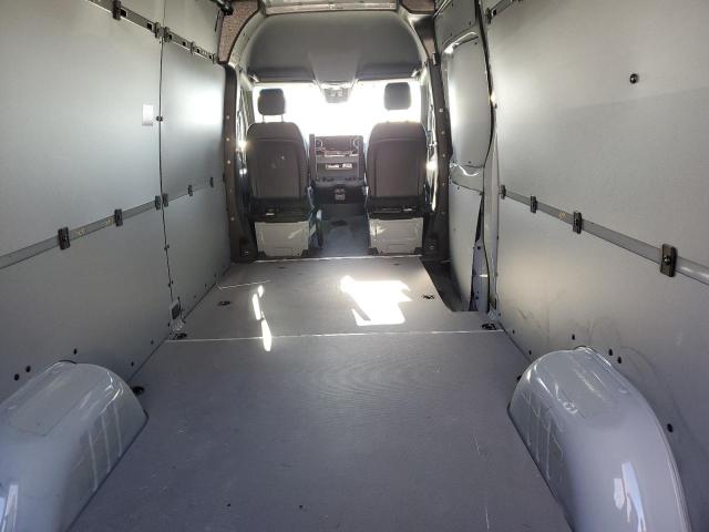 W1W4NCVYXRT156100 - 2024 MERCEDES-BENZ SPRINTER 2500 GRAY photo 10