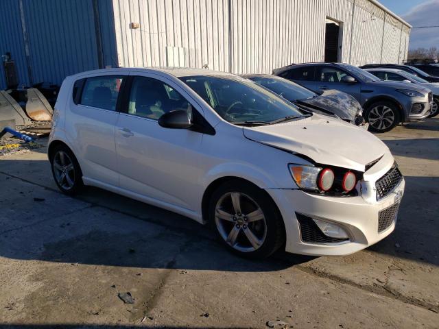 1G1JG6SBXF4162164 - 2015 CHEVROLET SONIC RS WHITE photo 4