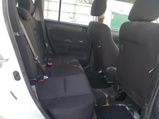 JTLKT324850180115 - 2005 TOYOTA SCION XB 白色 照片 10