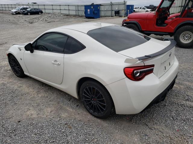 JF1ZNAE17K8703105 - 2019 TOYOTA 86 GT WHITE photo 2