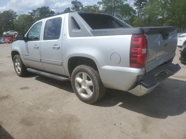 3GNNCFE0XAG111720 - 2010 CHEVROLET AVALANCHE LT SILVER photo 2