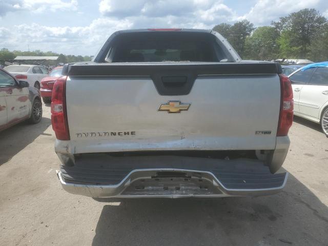 3GNNCFE0XAG111720 - 2010 CHEVROLET AVALANCHE LT SILVER photo 6