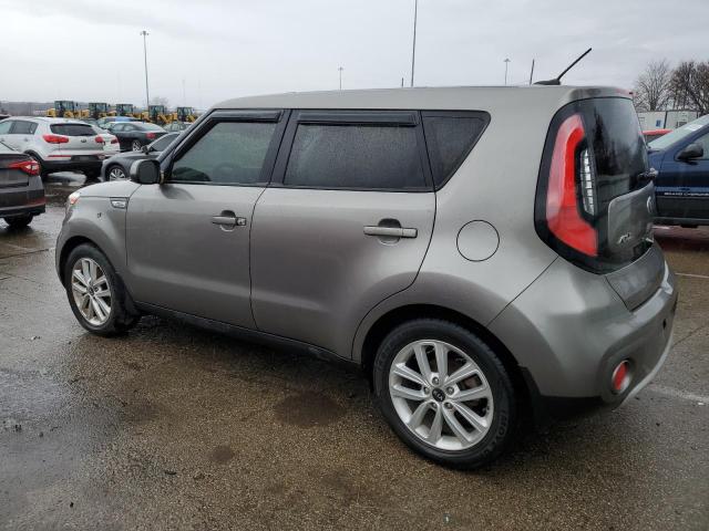 KNDJP3A50J7513236 - 2018 KIA SOUL + GRAY photo 2