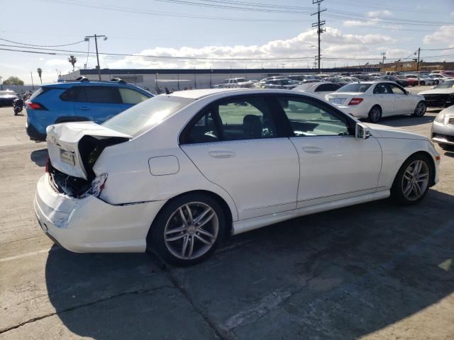 WDDGF4HB0EA936251 - 2014 MERCEDES-BENZ C 250 WHITE photo 3