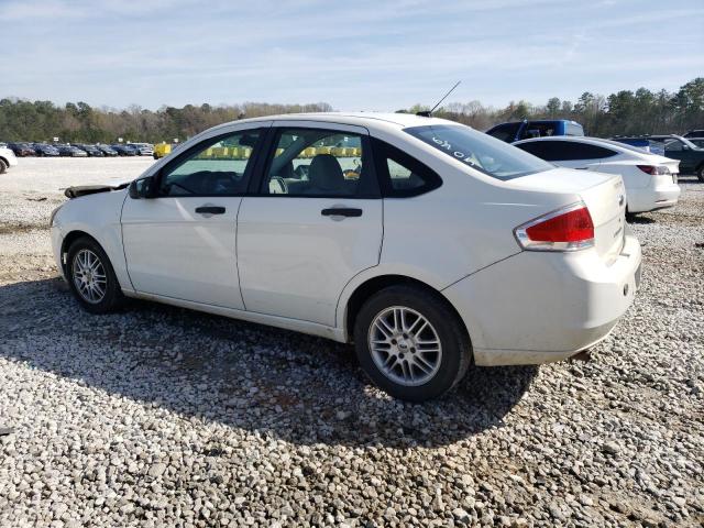 1FAHP35N89W206705 - 2009 FORD FOCUS SE WHITE photo 2