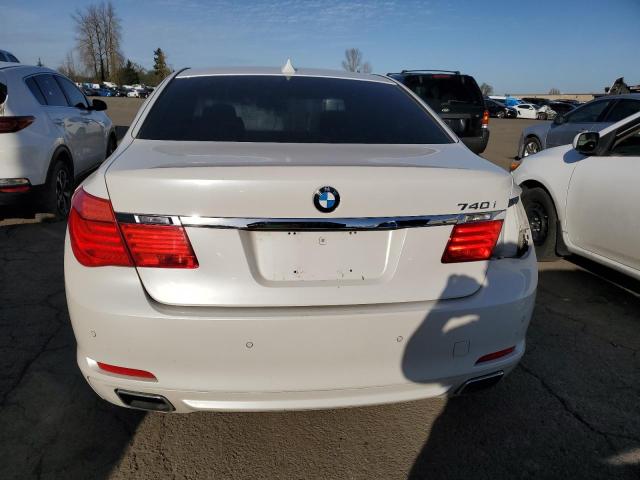 WBAKA4C58CDS99087 - 2012 BMW 740 I WHITE photo 6