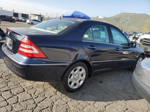 WDBRF61J35A654927 - 2005 MERCEDES-BENZ C 240 PURPLE photo 3